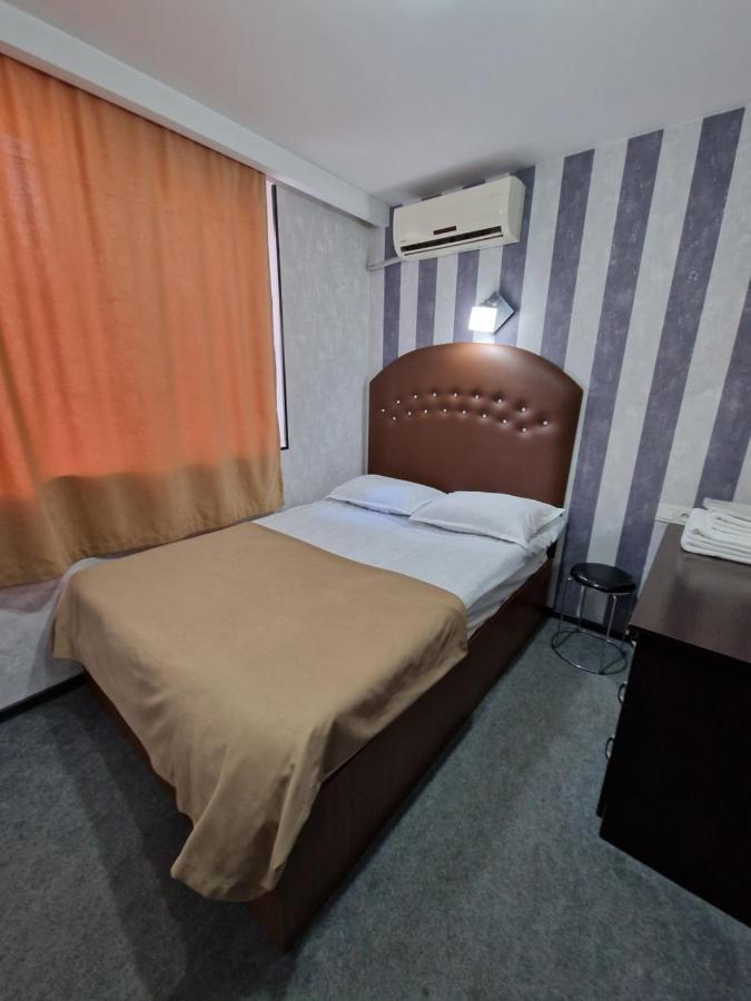 Hotel Royal Palace Tbilisi Exterior photo